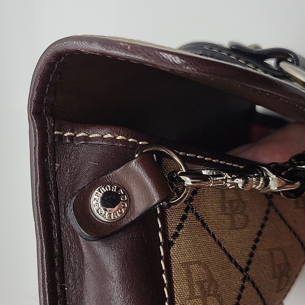 Dooney & Bourke Wristlet - Picture 6 of 8